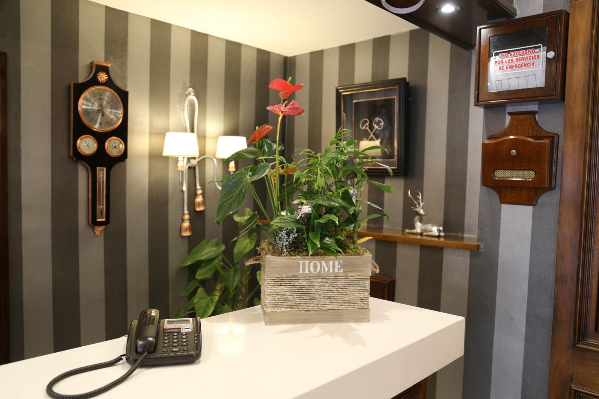 Hotel Princesa Ana Grenade